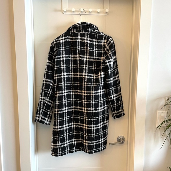 Trench Coat - Picture 4 of 4